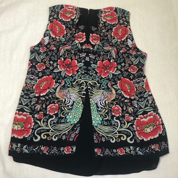 Floral and Peacock Sleeveless Blouse - Picture 2 of 9